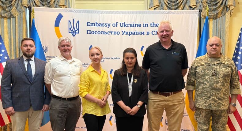 Делегація FFU провела зустріч у Вашингтоні з Послом України в США
