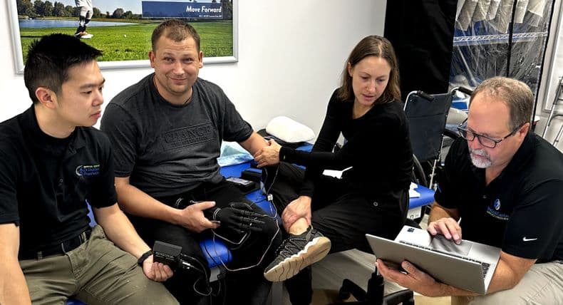 Prosthetics for Ukrainian soldiers Dmytro, Artem, and Vasyl in the USA. Digest 5.0