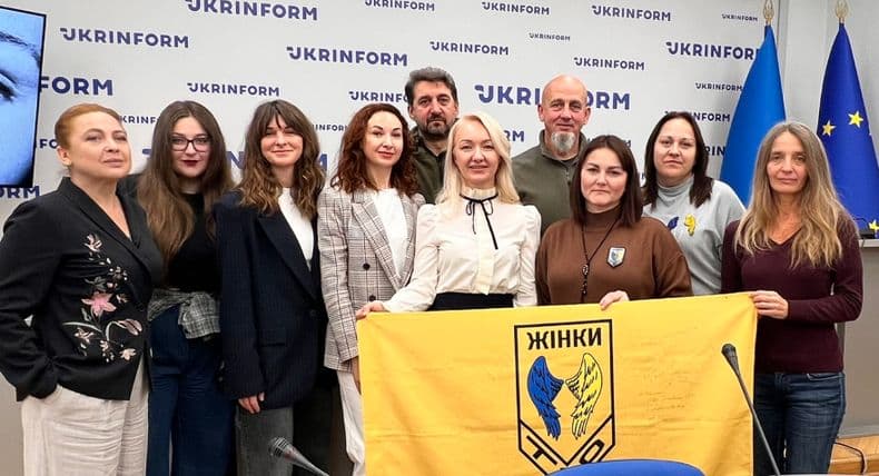 «Жінкам потрібна не лише соціальна та економічна опора, а й психологічна»: представники проєкту GIDNA та “Жінки ТРО” про проблематику невизначеної втрати