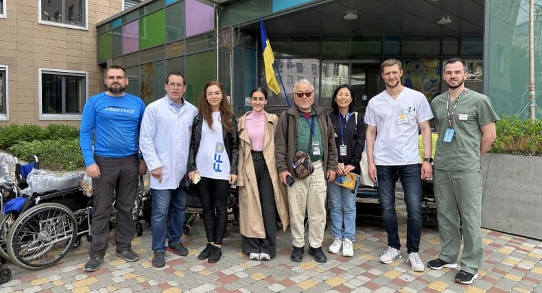 FFU передали крісла колісні для НДСЛ «Охматдит»