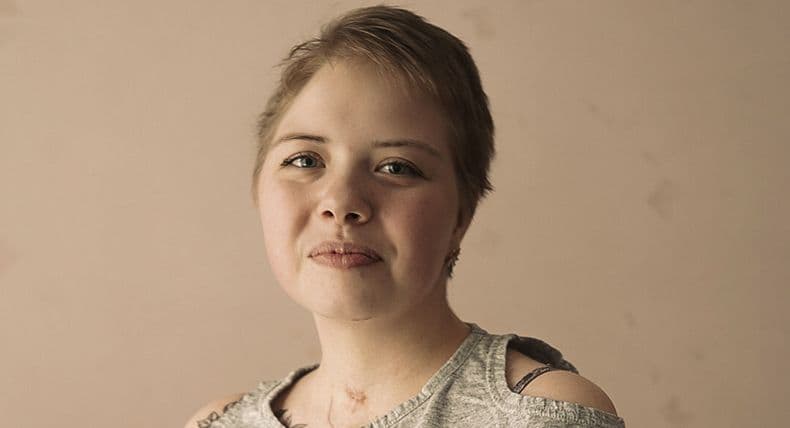 Video. Nurse Valentina was severely wounded by a shell