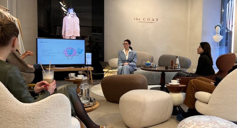 “Аптечка психологічної допомоги” для жінок від керівниці проєкту GIDNA: зустріч в the COAT