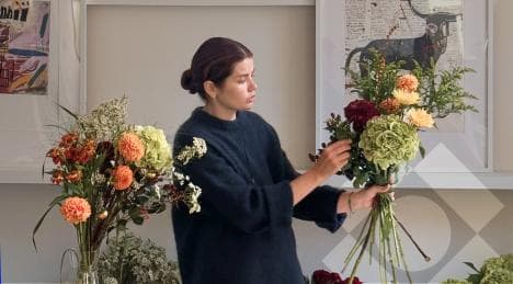 Beauty That Gives Back: Antwerp Hosts “An Autumn Flower for GIDNA” Charity Workshop