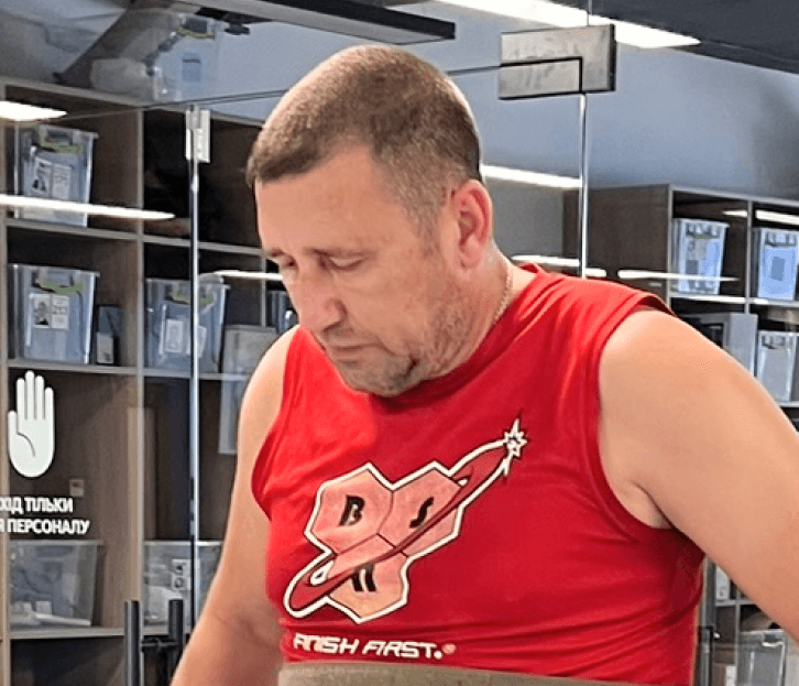 Василь, 44 роки