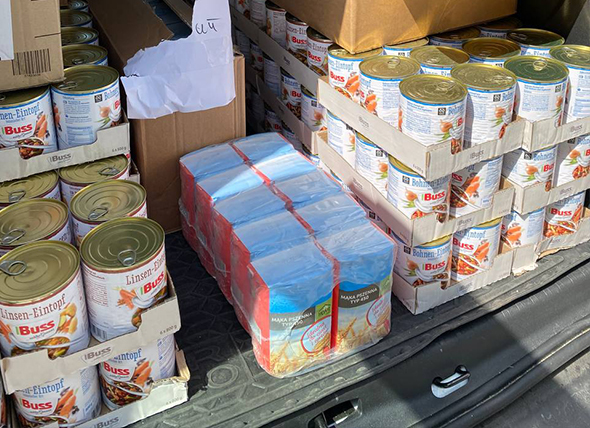 300 cans of canned goods