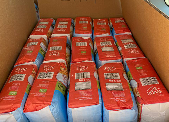 300 packs of flour